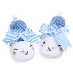 Baby Girl Shoes with White Lace Floral Embroidered Soft Shoes